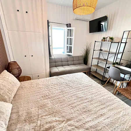 Aeolian Blu 10 Apartment