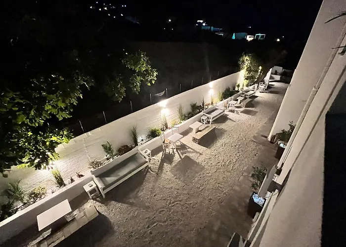 Aeolian Blu 10 * Páros